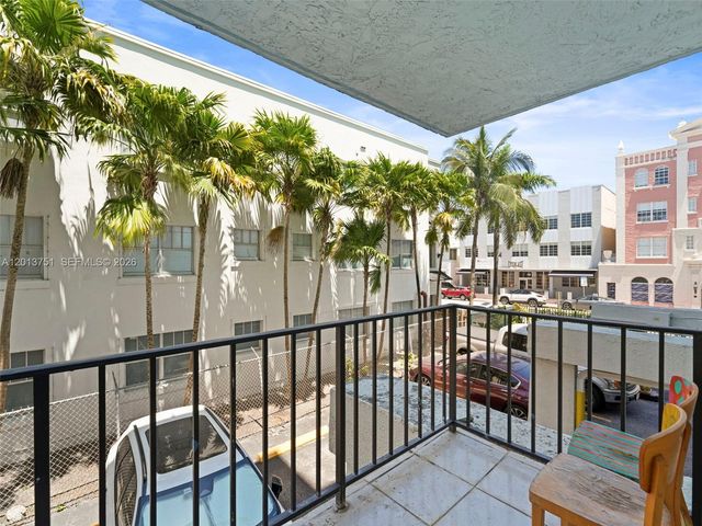 720 Collins Ave 204, Miami Beach, FL 33139