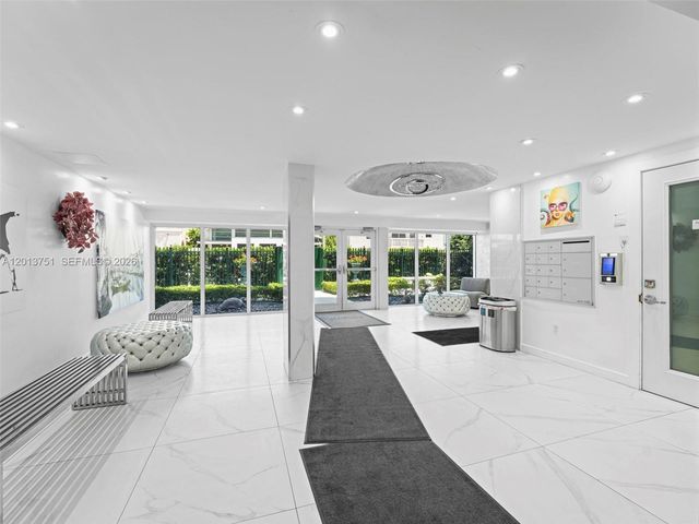 720 Collins Ave 204, Miami Beach, FL 33139