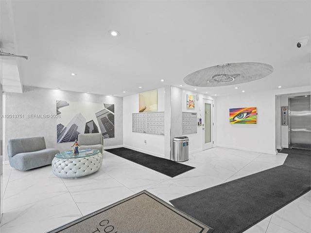 720 Collins Ave 204, Miami Beach, FL 33139