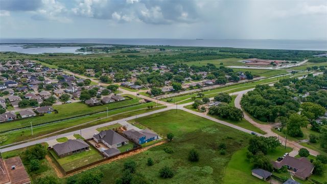 0 25th Avenue N, Texas City, TX 77590