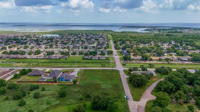 0 25th Avenue N, Texas City, TX 77590