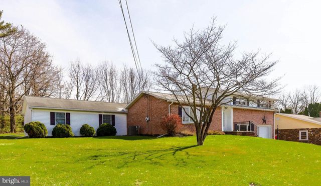 750 FREY ROAD, Chambersburg, PA 17202
