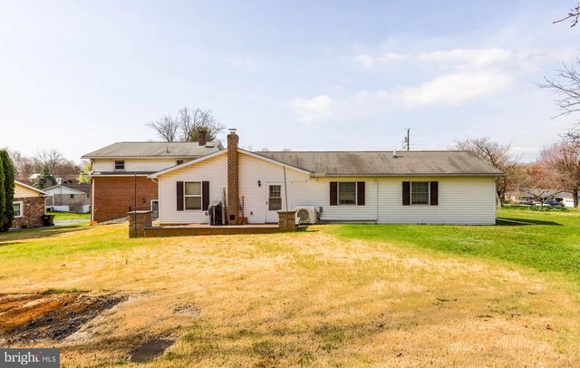 750 FREY ROAD, Chambersburg, PA 17202