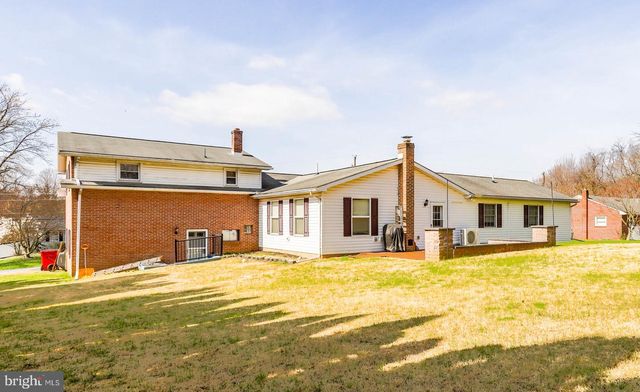 750 FREY ROAD, Chambersburg, PA 17202