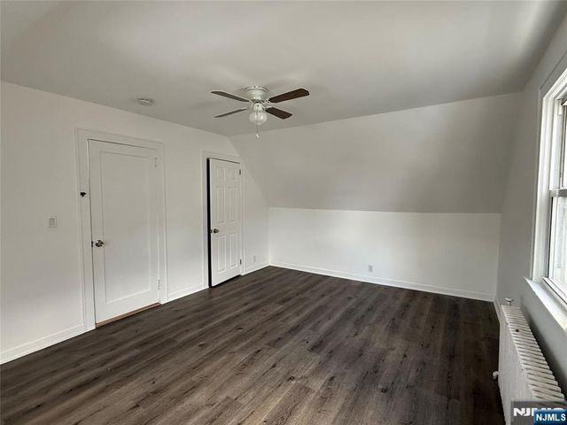 40 Hickory Avenue, Bergenfield, NJ 07621