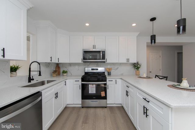 141 OAK AVE, Runnemede, NJ 08078