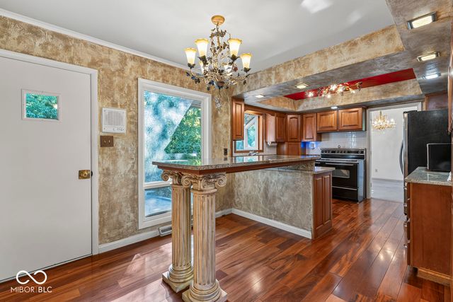 6502 Landborough Drive S, Indianapolis, IN 46220
