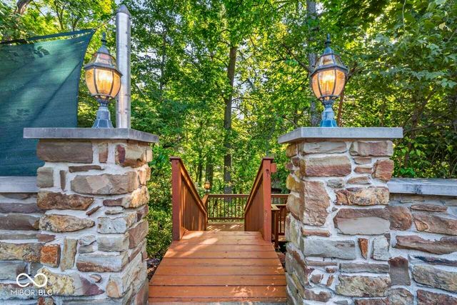 6502 Landborough Drive S, Indianapolis, IN 46220