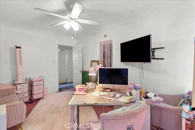 3640 W 60th Street, Los Angeles, CA 90043