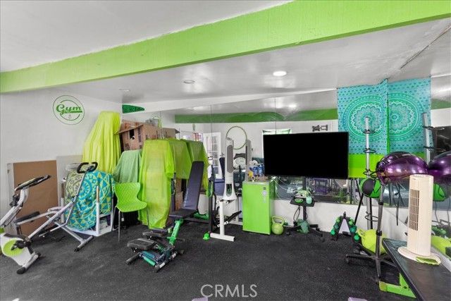 3640 W 60th Street, Los Angeles, CA 90043