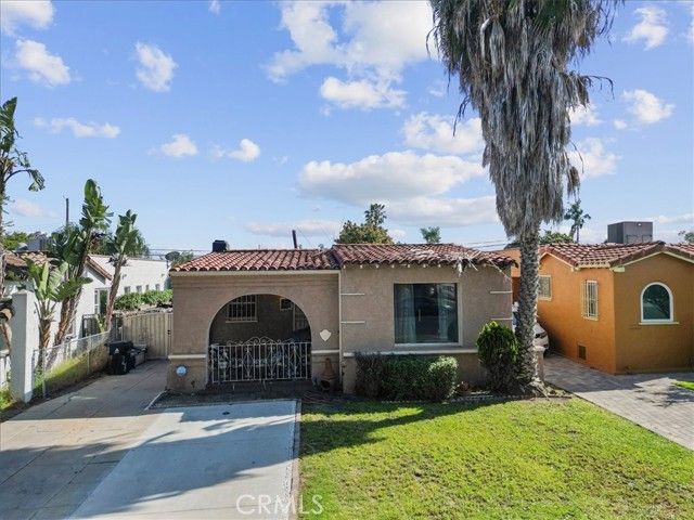 3640 W 60th Street, Los Angeles, CA 90043
