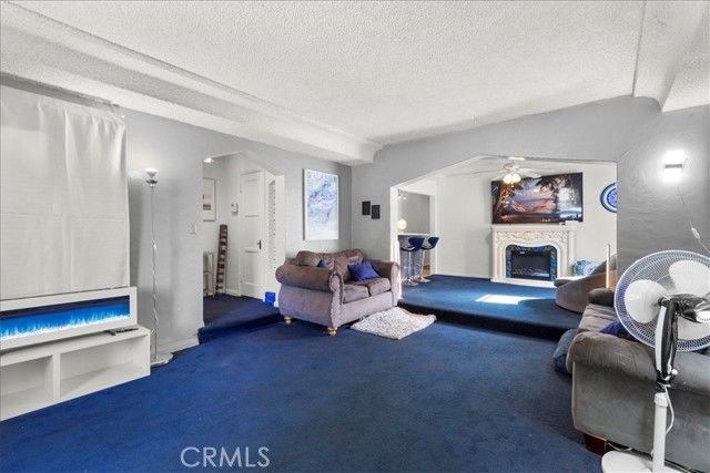 3640 W 60th Street, Los Angeles, CA 90043