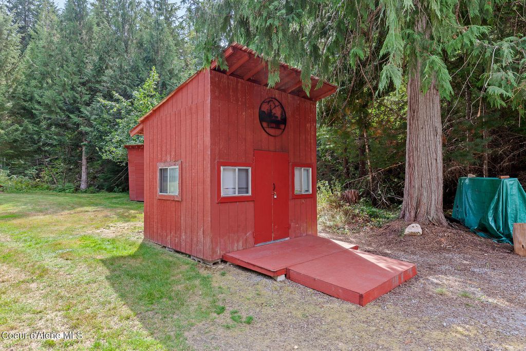 9076 CDA River Rd, Kingston, ID 83839 photo 3