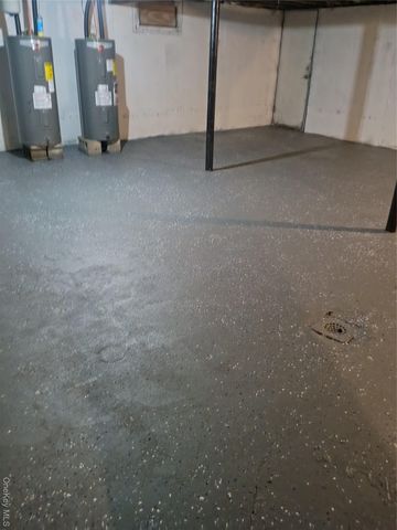 67 Albany Avenue A&B, Flanders, NY 11901