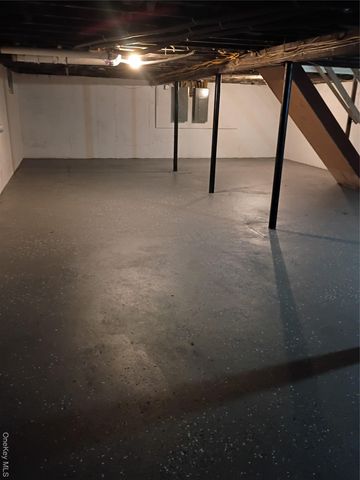 67 Albany Avenue A&B, Flanders, NY 11901