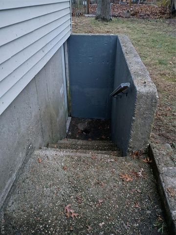 67 Albany Avenue A&B, Flanders, NY 11901