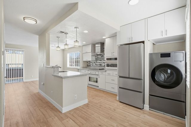 58 Trestle Dr, Hayward, CA 94544