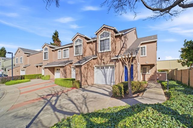 58 Trestle Dr, Hayward, CA 94544