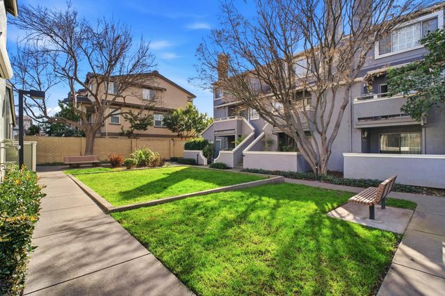 58 Trestle Dr, Hayward, CA 94544