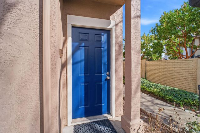 58 Trestle Dr, Hayward, CA 94544