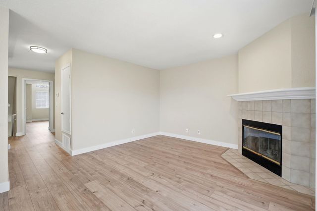 58 Trestle Dr, Hayward, CA 94544