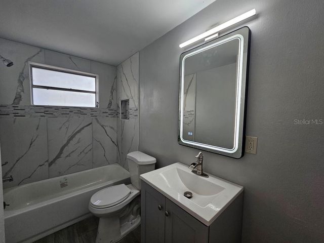 5322 PINE STREET A, Seffner, FL 33584