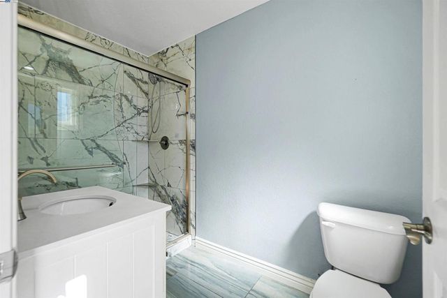 5 Terranova Dr, Antioch, CA 94509