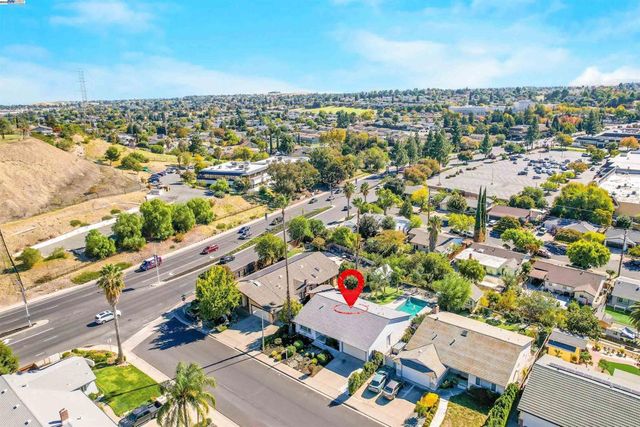 5 Terranova Dr, Antioch, CA 94509