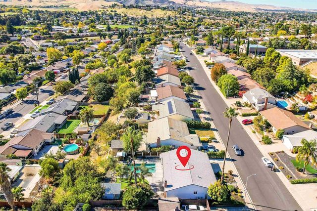 5 Terranova Dr, Antioch, CA 94509