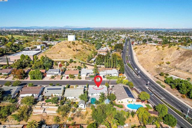 5 Terranova Dr, Antioch, CA 94509