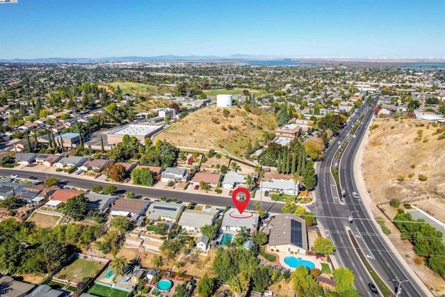 5 Terranova Dr, Antioch, CA 94509