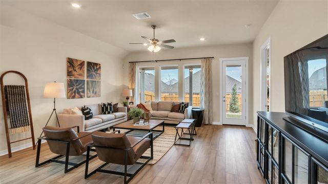 1852 Crooked Creek ST, Leander, TX 78641