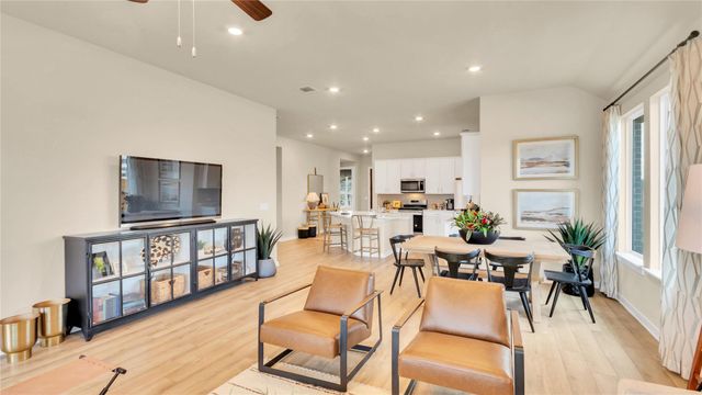 1852 Crooked Creek ST, Leander, TX 78641