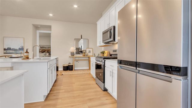 1852 Crooked Creek ST, Leander, TX 78641