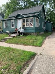 923 W Southern Avenue, Muskegon, MI 49441