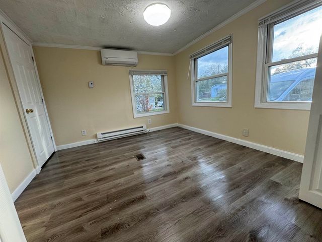 27 Mavis Avenue, Rochester, NH 03867
