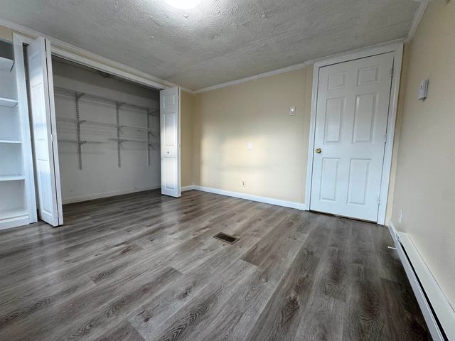 27 Mavis Avenue, Rochester, NH 03867