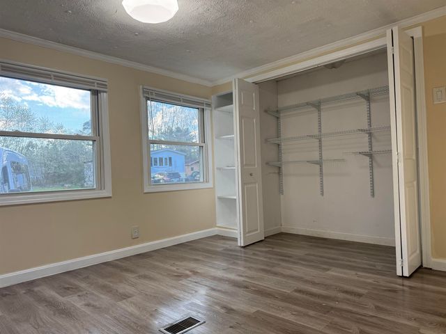 27 Mavis Avenue, Rochester, NH 03867