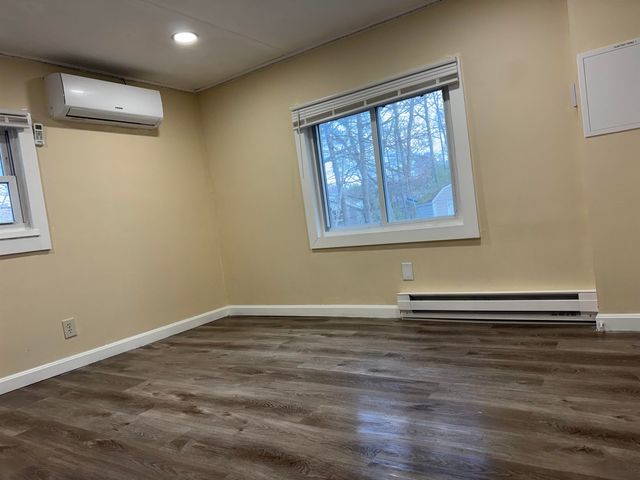 27 Mavis Avenue, Rochester, NH 03867