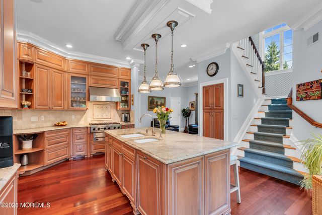 600 Little Silver Point Road, Little Silver, NJ 07739