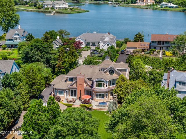 600 Little Silver Point Road, Little Silver, NJ 07739