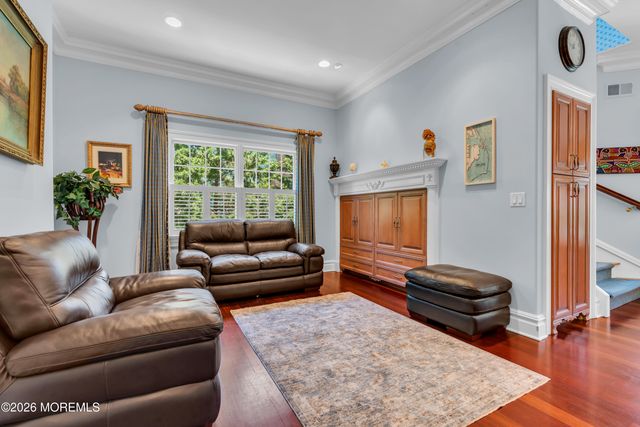 600 Little Silver Point Road, Little Silver, NJ 07739