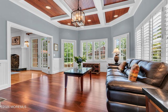 600 Little Silver Point Road, Little Silver, NJ 07739