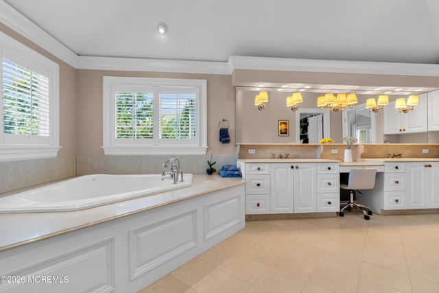 600 Little Silver Point Road, Little Silver, NJ 07739
