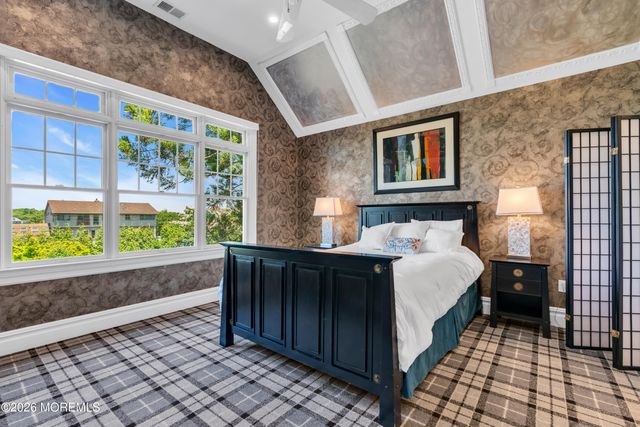 600 Little Silver Point Road, Little Silver, NJ 07739