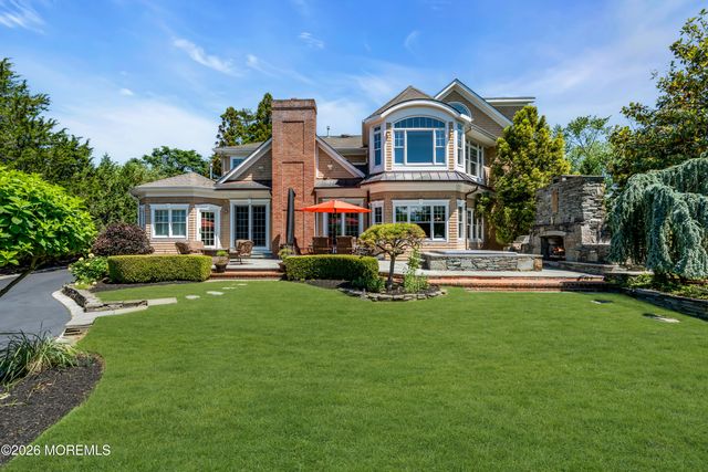 600 Little Silver Point Road, Little Silver, NJ 07739