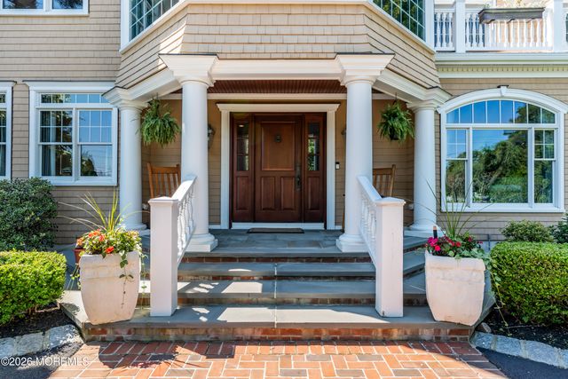 600 Little Silver Point Road, Little Silver, NJ 07739
