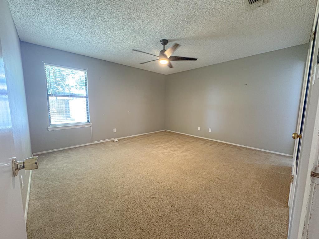 Image 14 of property listing at 1242 Tres Rios Dr, San Angelo, TX 76903