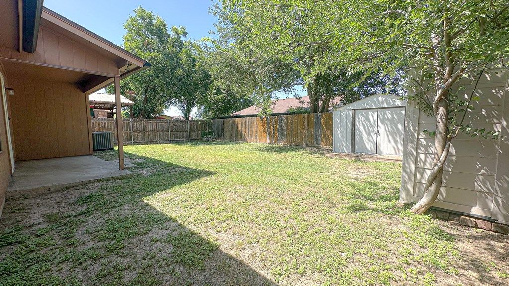 Image 24 of property listing at 1242 Tres Rios Dr, San Angelo, TX 76903