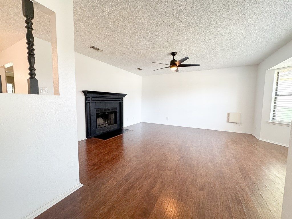 Image 4 of property listing at 1242 Tres Rios Dr, San Angelo, TX 76903